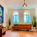 בית הארחה Haus Sanjenova 3*