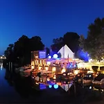 Haus Sanjenova Penzion 3*